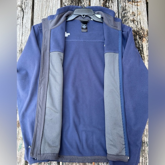 The North Face Men’s Full Zip Long Sleeve Navy Blue Soft Jacket. Medium - Picture 6 of 9